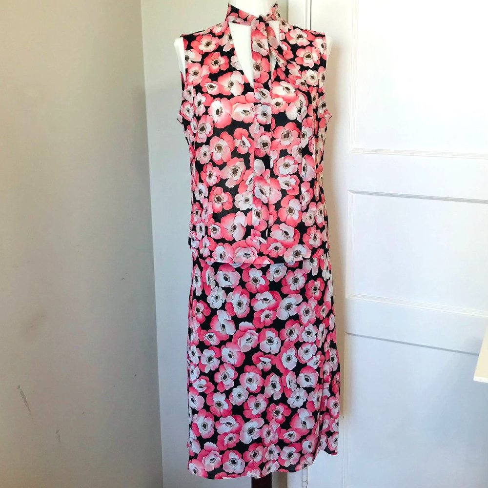 NY & Co Floral Two Piece Blouse & Skirt, Size Medium